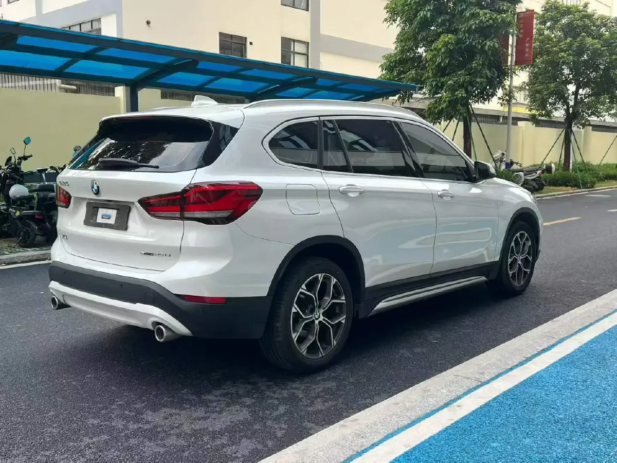 2022 BMW X1 2.0T 192HP L4 7DCT,autocango,china used car exporter,china ev exporter,chinese used car exporter,chinese used ev exporter
