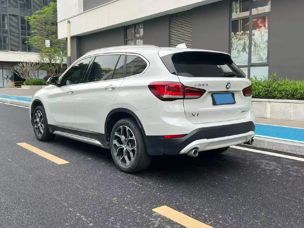 2022 BMW X1 2.0T 192HP L4 7DCT,autocango,china used car exporter,china ev exporter,chinese used car exporter,chinese used ev exporter