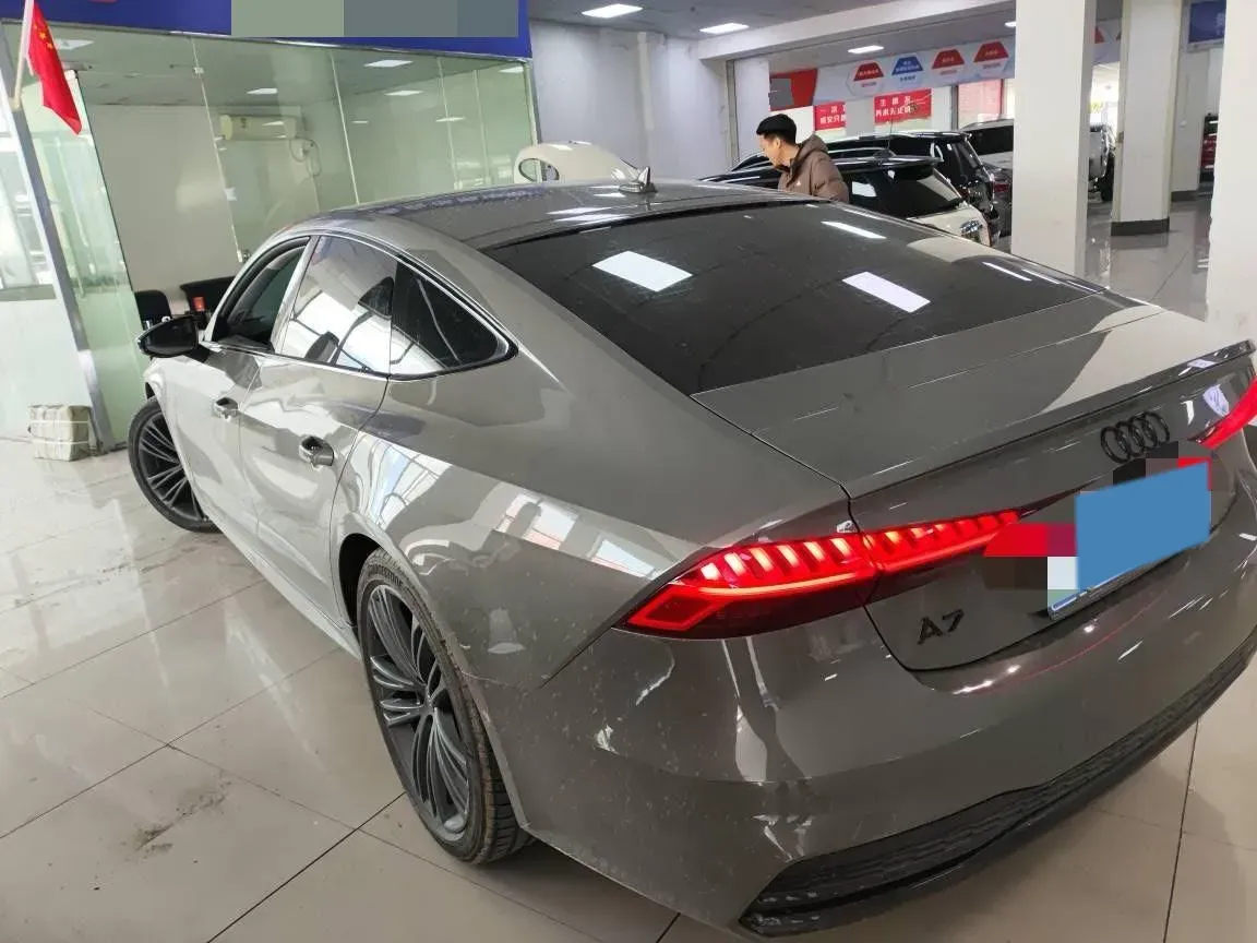2023 Audi A7 2.0T 265HP L4 7DCT,autocango,china used car exporter,china ev exporter,chinese used car exporter,chinese used ev exporter