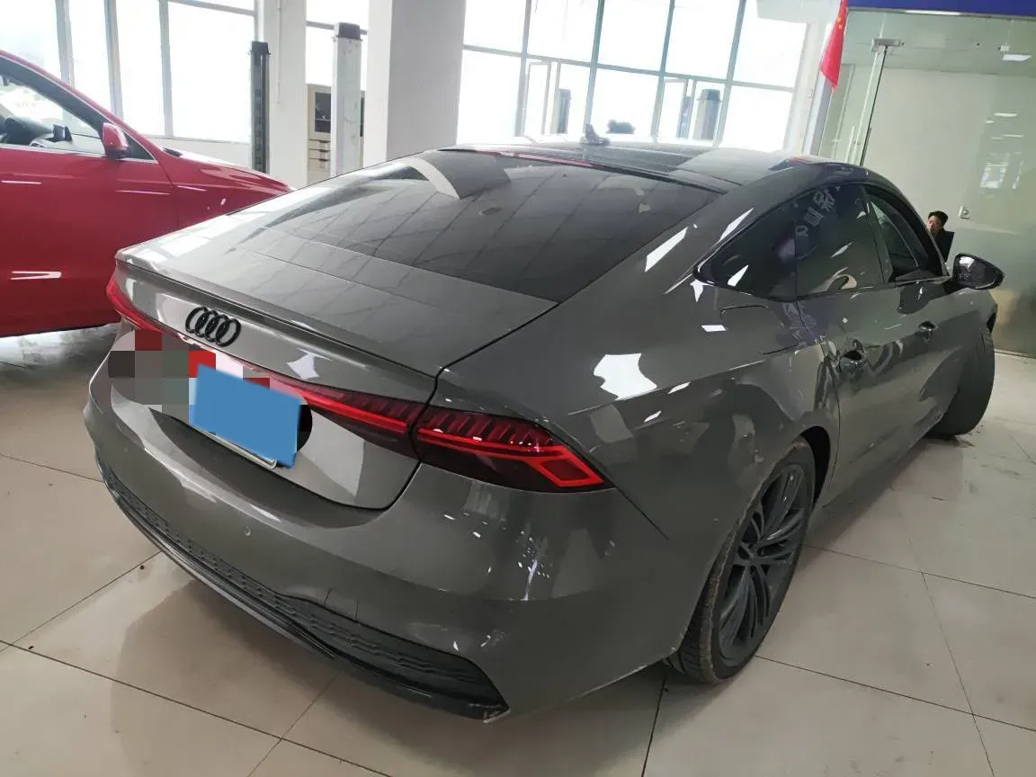 2023 Audi A7 2.0T 265HP L4 7DCT,autocango,china used car exporter,china ev exporter,chinese used car exporter,chinese used ev exporter