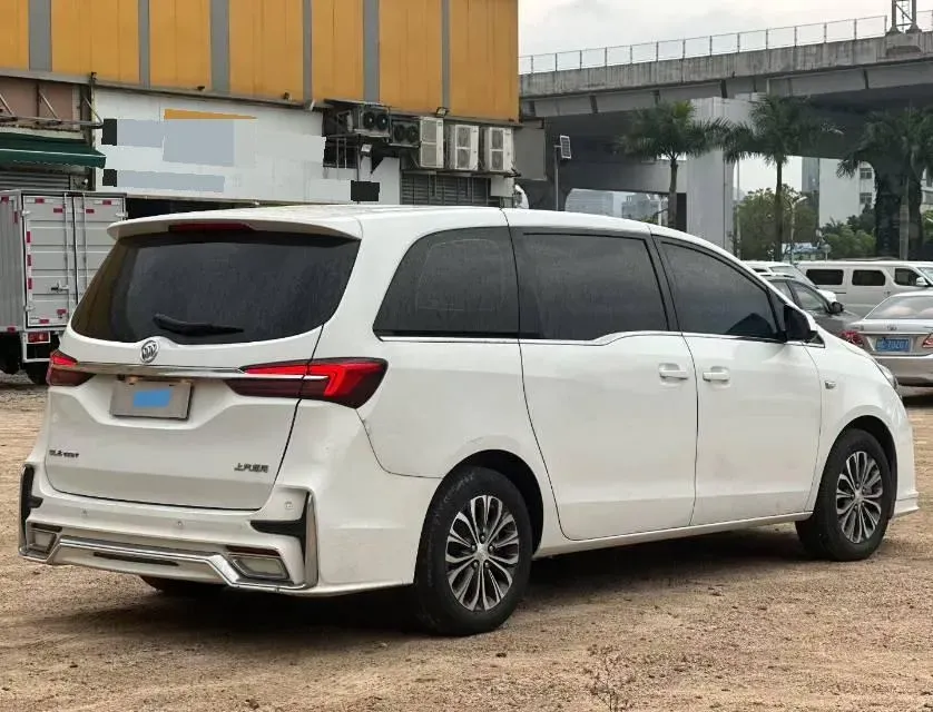 2022 Buick GL8 2.0T 237HP L4 9AT,autocango,china used car exporter,china ev exporter,chinese used car exporter,chinese used ev exporter