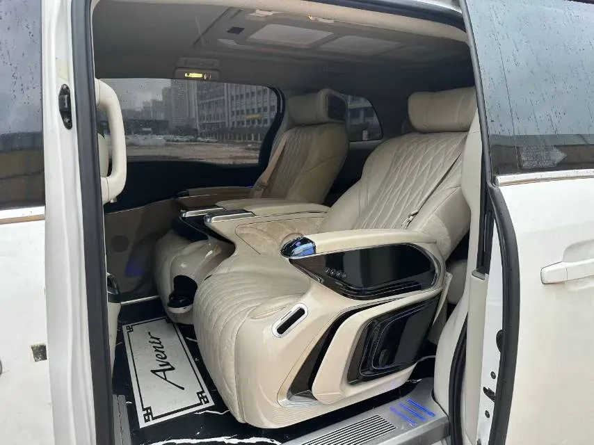 2022 Buick GL8 2.0T 237HP L4 9AT,autocango,china used car exporter,china ev exporter,chinese used car exporter,chinese used ev exporter