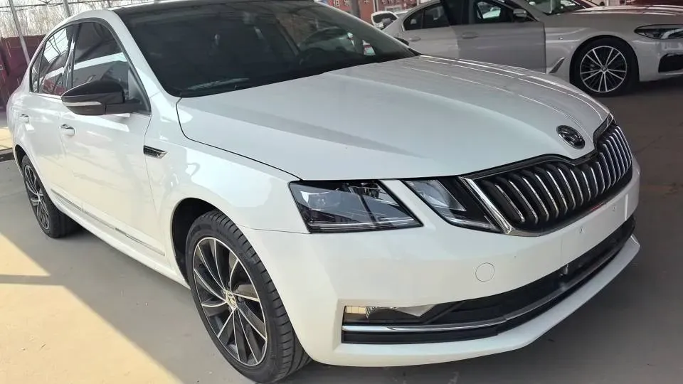 2018 Skoda Octavia 1.4T 150HP L4 7DCT,autocango,china used car exporter,china ev exporter,chinese used car exporter,chinese used ev exporter