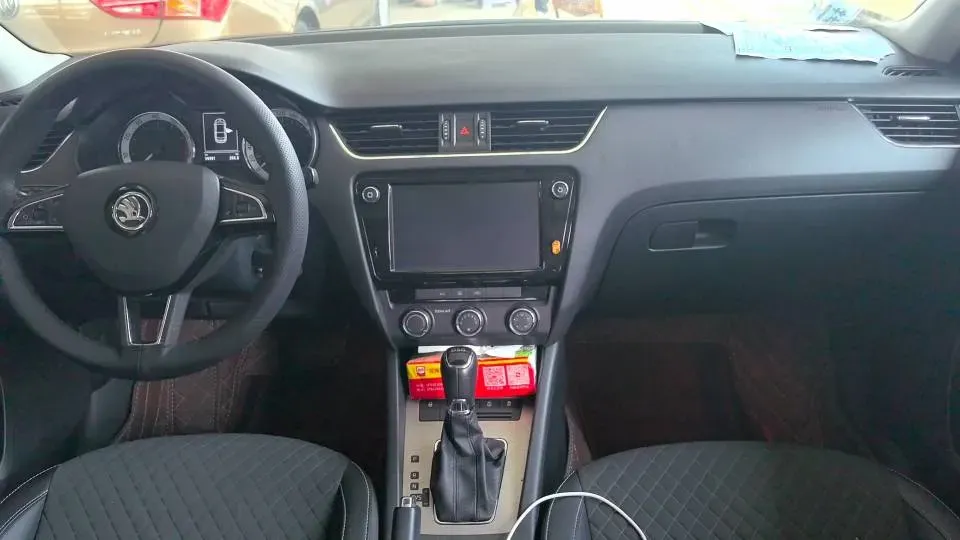 2018 Skoda Octavia 1.4T 150HP L4 7DCT,autocango,china used car exporter,china ev exporter,chinese used car exporter,chinese used ev exporter