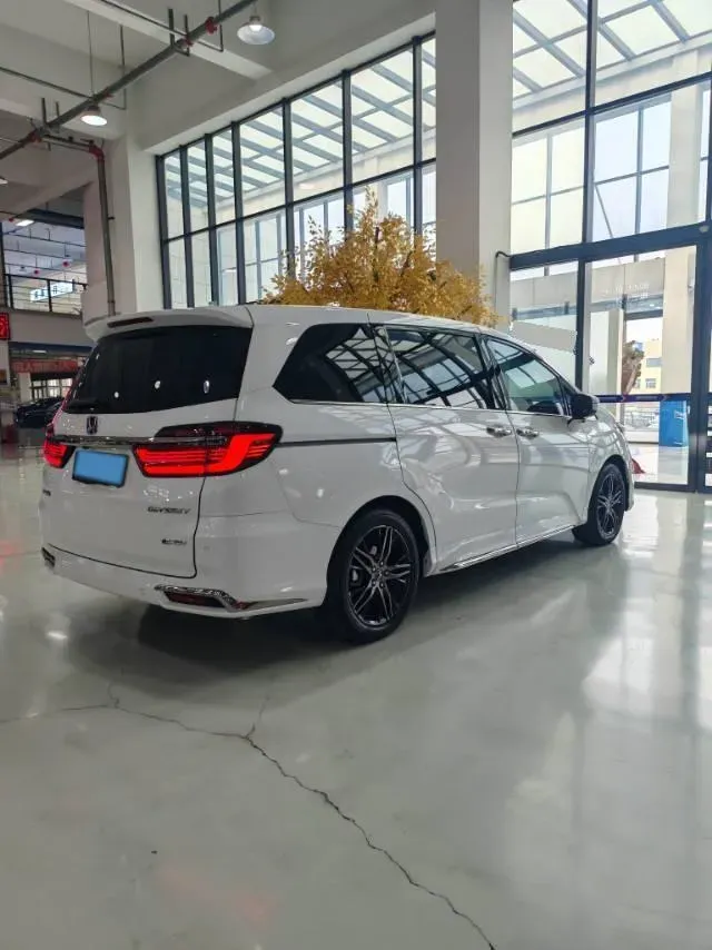 2024 Honda Odyssey 2.0L 146HP L4 E-CVT Hybrid,autocango,china used car exporter,china ev exporter,chinese used car exporter,chinese used ev exporter