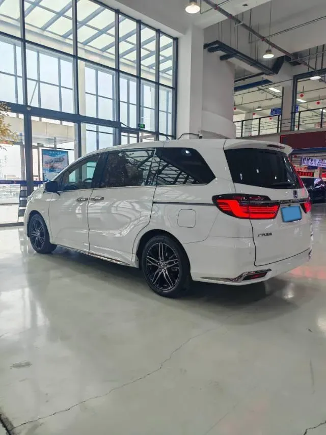 2024 Honda Odyssey 2.0L 146HP L4 E-CVT Hybrid,autocango,china used car exporter,china ev exporter,chinese used car exporter,chinese used ev exporter