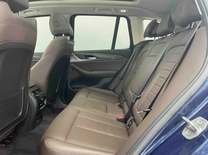 2021 BMW X3 2.0T 224HP L4 8AT,autocango,china used car exporter,china ev exporter,chinese used car exporter,chinese used ev exporter