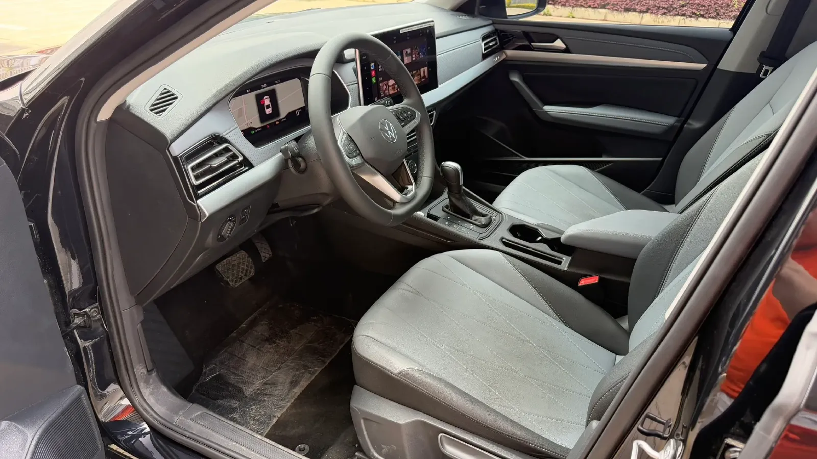 2024 Volkswagen Lavida 1.5L 110HP L4 6AT,autocango,china used car exporter,china ev exporter,chinese used car exporter,chinese used ev exporter