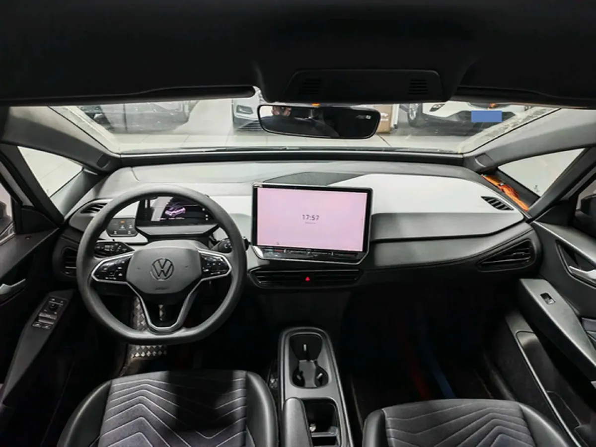 2025 Volkswagen ID.3 BEV 52.8KWH,autocango,china used car exporter,china ev exporter,chinese used car exporter,chinese used ev exporter