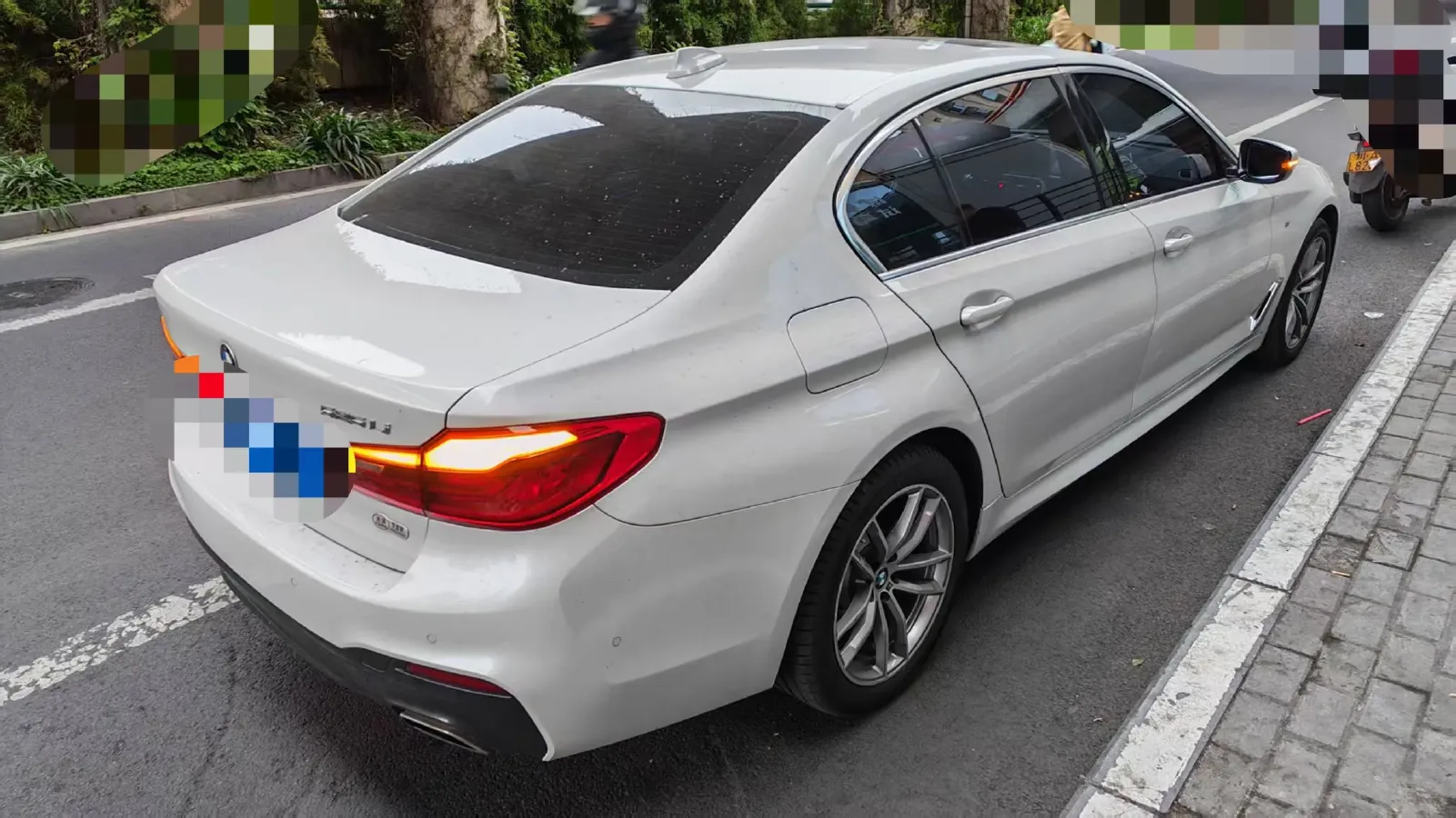 2020 BMW 5 Series 2.0T 184HP L4 8AT,autocango,china used car exporter,china ev exporter,chinese used car exporter,chinese used ev exporter
