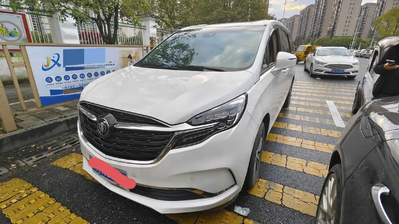 2020 Buick GL8 2.0T 237HP L4 9AT,autocango,china used car exporter,china ev exporter,chinese used car exporter,chinese used ev exporter