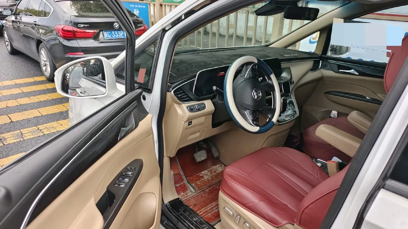 2020 Buick GL8 2.0T 237HP L4 9AT,autocango,china used car exporter,china ev exporter,chinese used car exporter,chinese used ev exporter