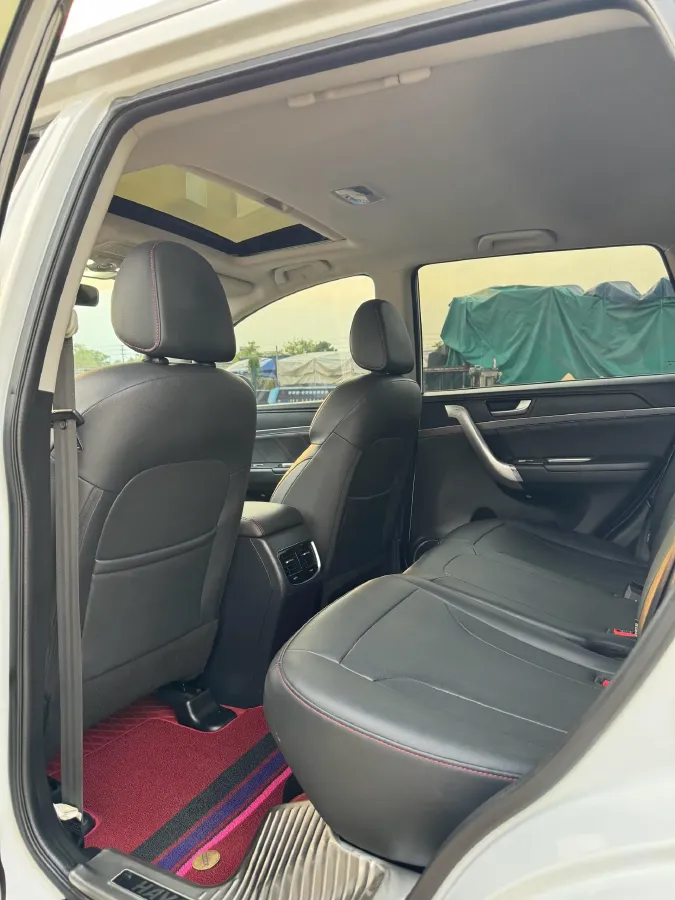 2019 Haval M6 1.5T 150HP L4 7DCT,autocango,china used car exporter,china ev exporter,chinese used car exporter,chinese used ev exporter