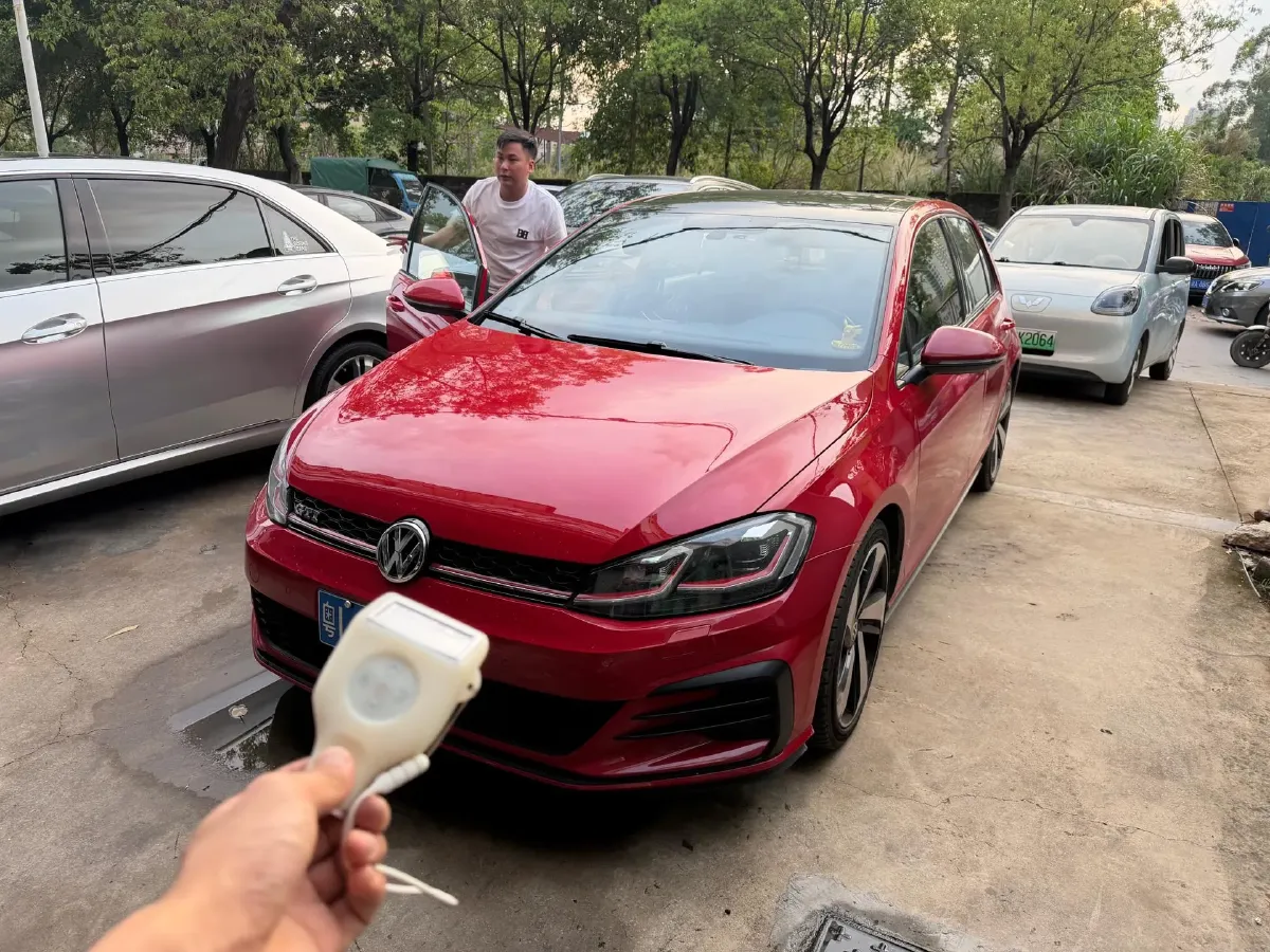 2019 Buick EnvisionPlus 2.0T 260HP L4 9AT,autocango,china used car exporter,china ev exporter,chinese used car exporter,chinese used ev exporter