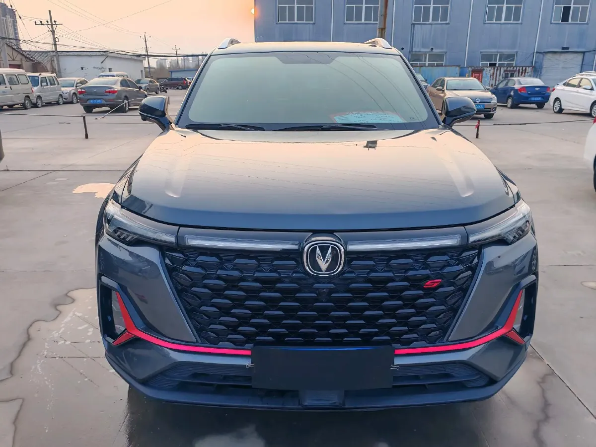 2021 ChangAn CS35 Plus 1.4T 160HP L4 7DCT,autocango,china used car exporter,china ev exporter,chinese used car exporter,chinese used ev exporter