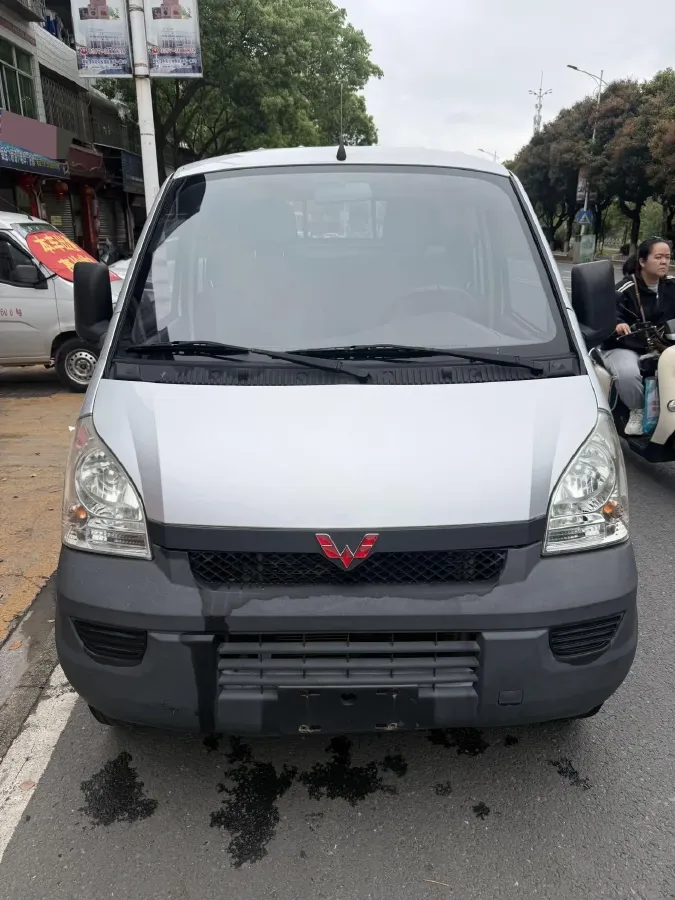 2019 WuLing RongGuang Mini Truck 1.5L 107HP L4 5MT,autocango,china used car exporter,china ev exporter,chinese used car exporter,chinese used ev exporter