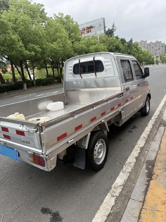 2019 WuLing RongGuang Mini Truck 1.5L 107HP L4 5MT,autocango,china used car exporter,china ev exporter,chinese used car exporter,chinese used ev exporter