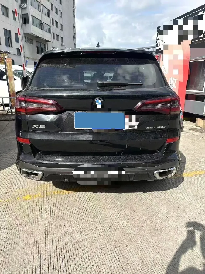 2022 BMW X5 2.0T 245HP L4 8AT,autocango,china used car exporter,china ev exporter,chinese used car exporter,chinese used ev exporter