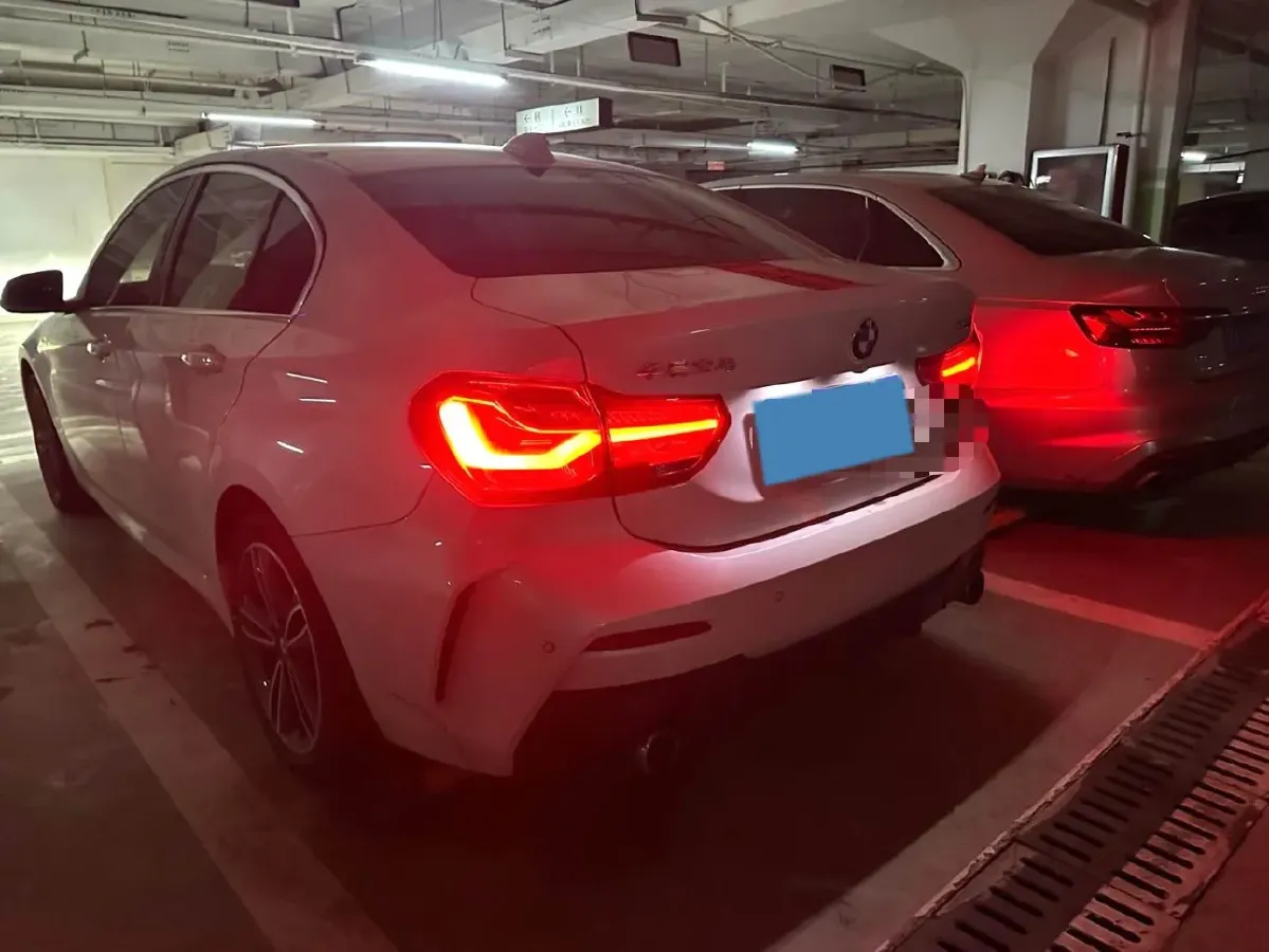 2022 BMW 1 Series 1.5T 140HP L3 7DCT,autocango,china used car exporter,china ev exporter,chinese used car exporter,chinese used ev exporter