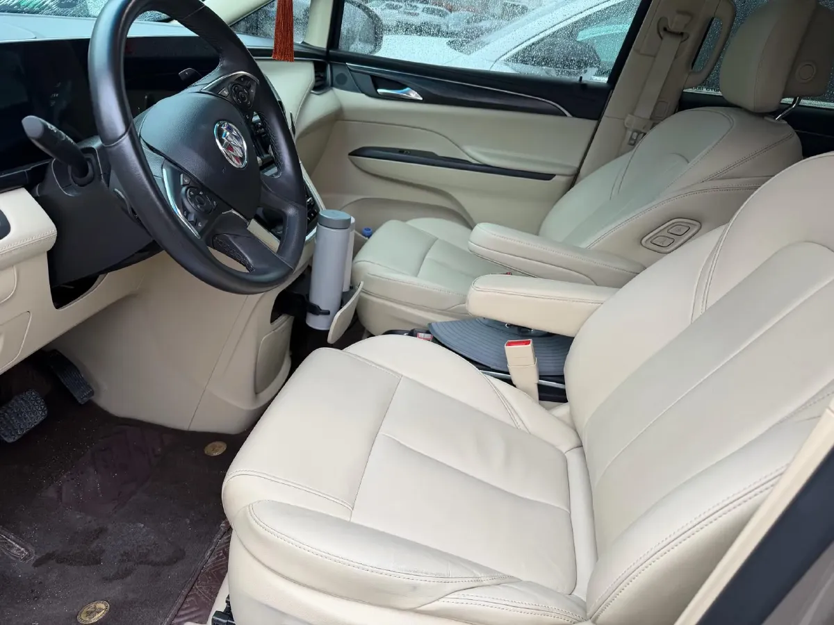 2023 Buick GL8 2.0T 237HP L4 9AT,autocango,china used car exporter,china ev exporter,chinese used car exporter,chinese used ev exporter