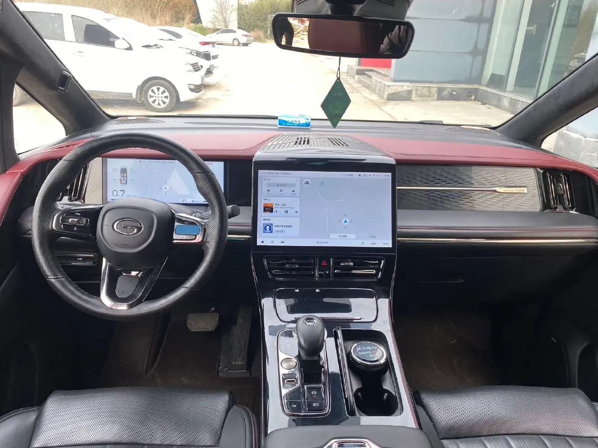 2023 GAC Trumpchi M8 2.0T 252HP L4 8AT,autocango,china used car exporter,china ev exporter,chinese used car exporter,chinese used ev exporter