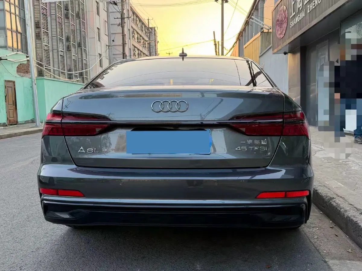 2024 Audi A6L 2.0T 190HP L4 7DCT,autocango,china used car exporter,china ev exporter,chinese used car exporter,chinese used ev exporter
