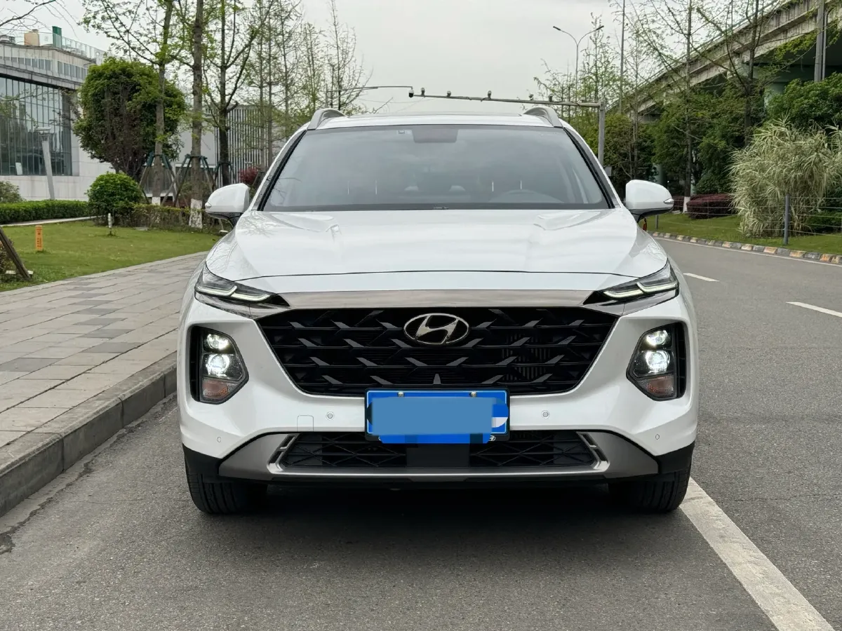 2023 Hyundai Santafe 2.0T 230HP L4 8AT,autocango,china used car exporter,china ev exporter,chinese used car exporter,chinese used ev exporter