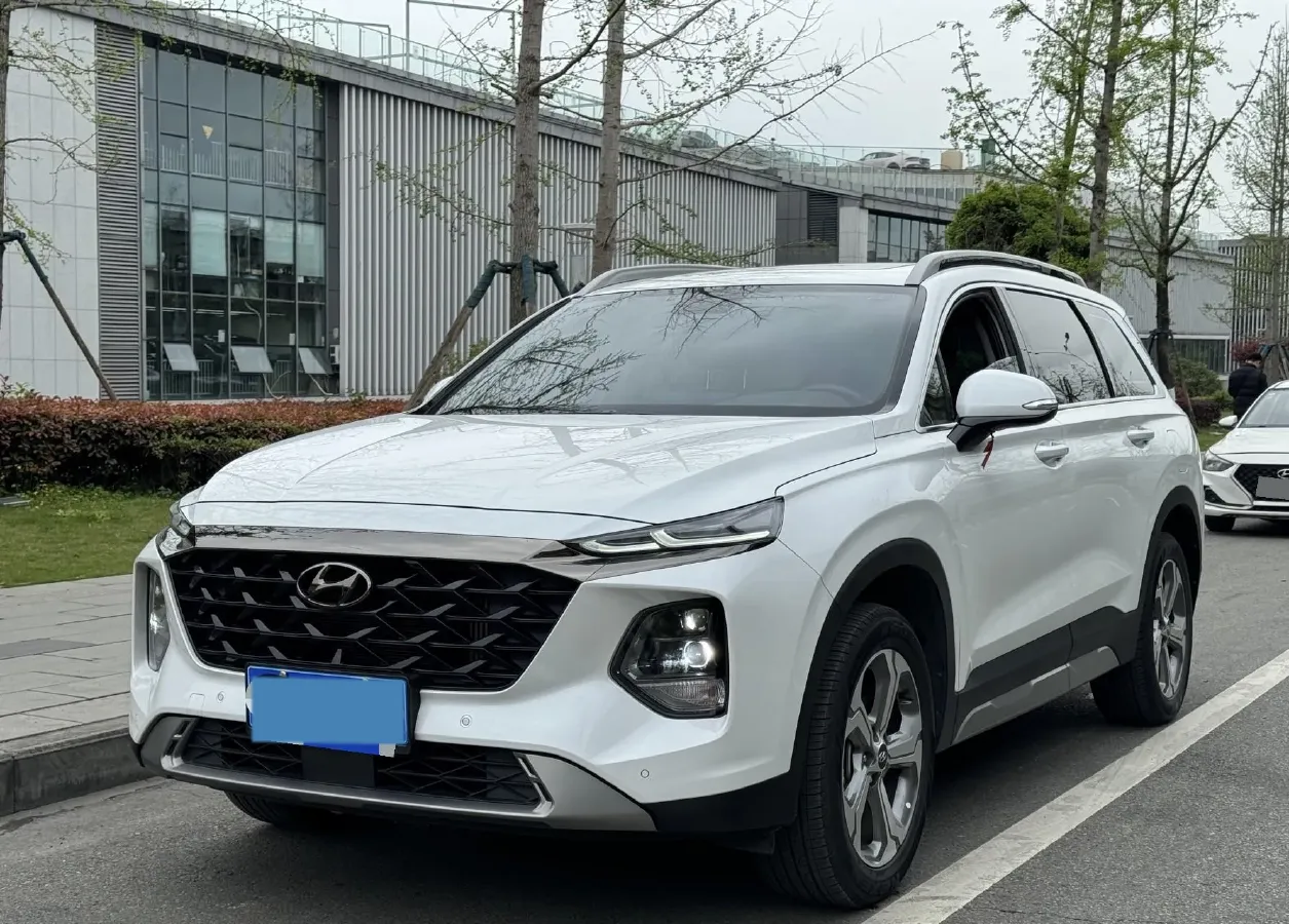 2023 Hyundai Santafe 2.0T 230HP L4 8AT,autocango,china used car exporter,china ev exporter,chinese used car exporter,chinese used ev exporter