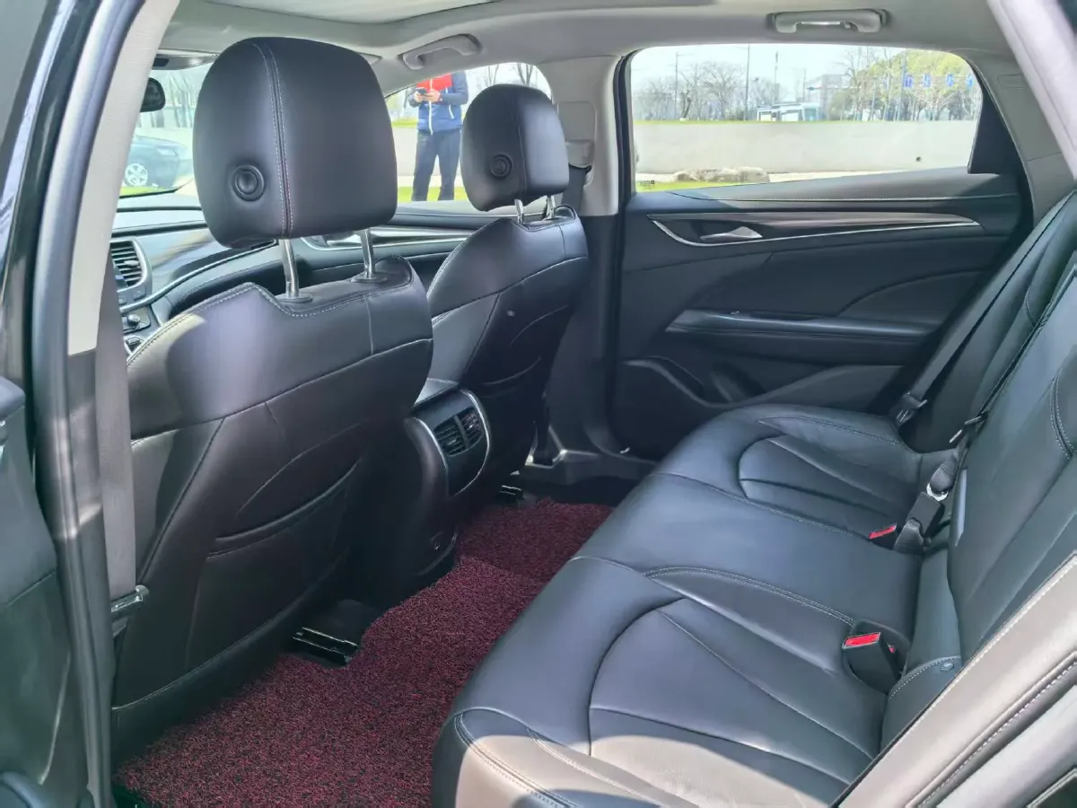 2021 Buick Larcosse 1.5T 169HP L4 9AT,autocango,china used car exporter,china ev exporter,chinese used car exporter,chinese used ev exporter