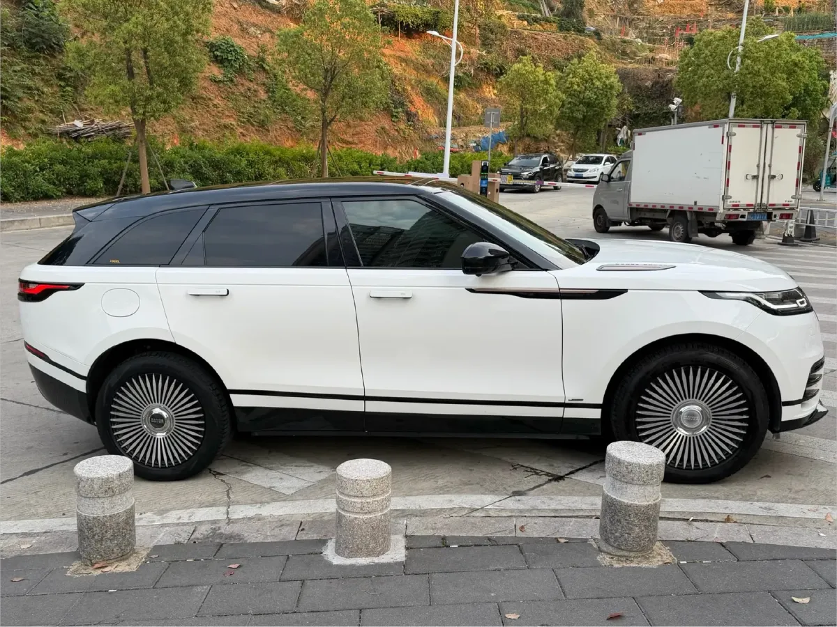 2020 Land Rover Range Rover Velar 2.0T 250HP L4 8AT,autocango,china used car exporter,china ev exporter,chinese used car exporter,chinese used ev exporter
