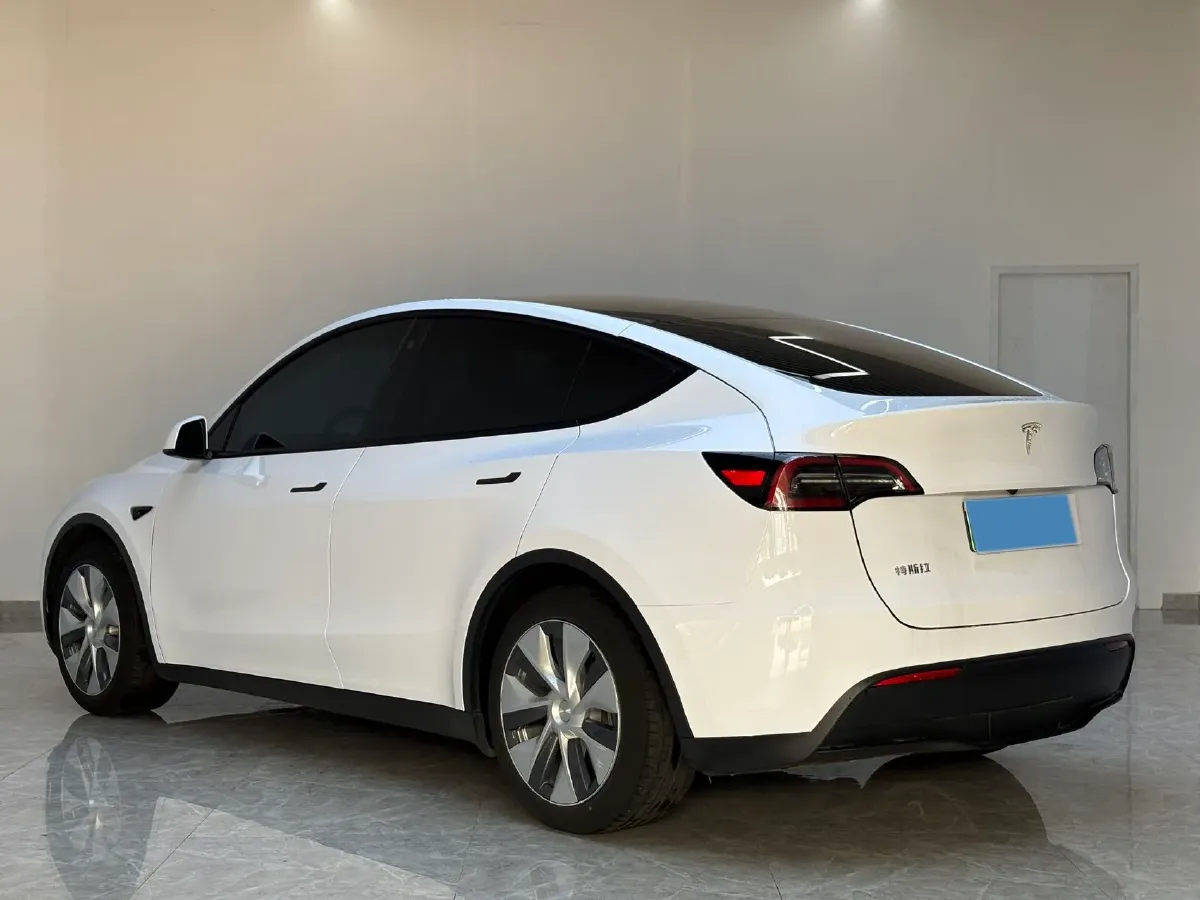 2022 Tesla Model Y BEV 60KWH,autocango,china used car exporter,china ev exporter,chinese used car exporter,chinese used ev exporter