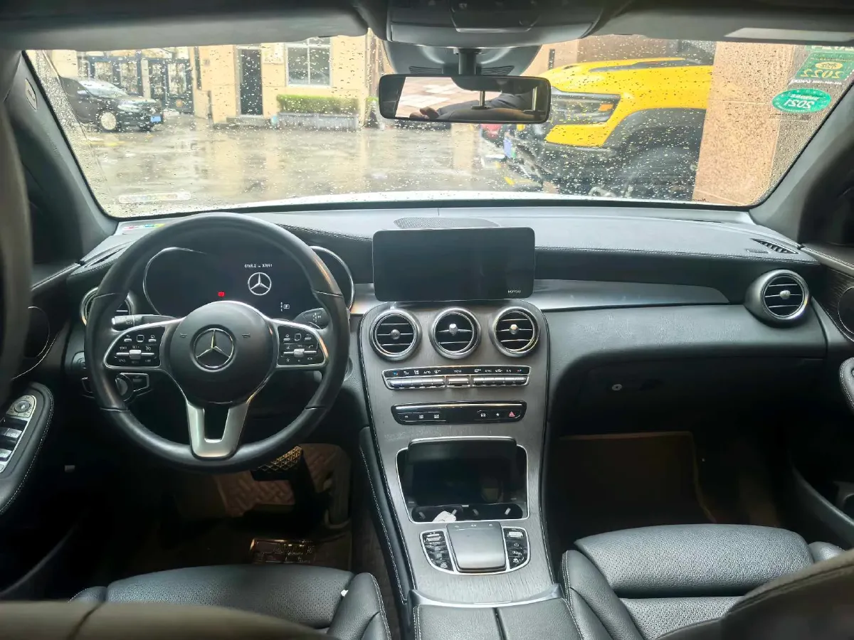 2020 Mercedes-Benz GLC Coupe 2.0T 258HP L4 9AT,autocango,china used car exporter,china ev exporter,chinese used car exporter,chinese used ev exporter