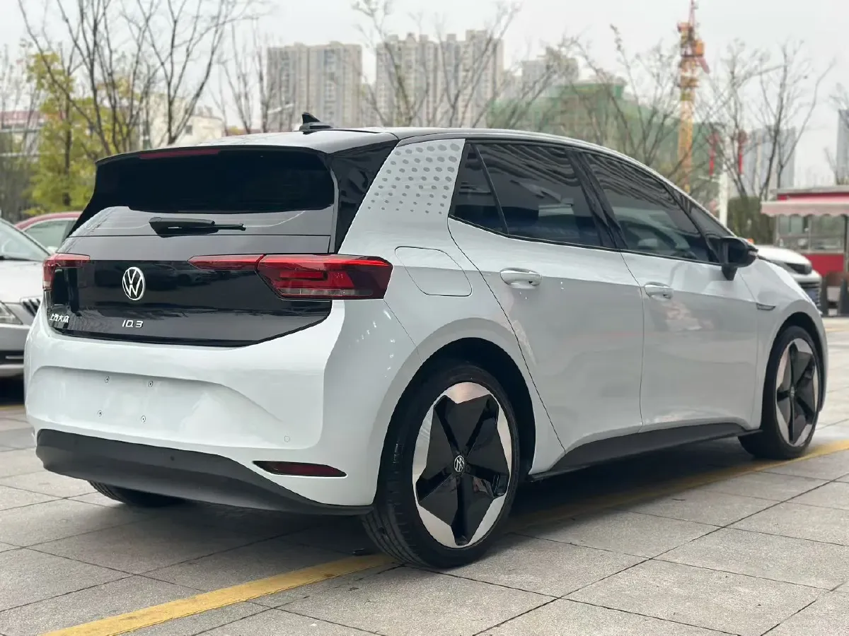 2022 Volkswagen ID.3 BEV 57.3KWH,autocango,china used car exporter,china ev exporter,chinese used car exporter,chinese used ev exporter