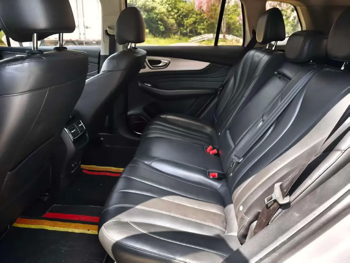 2019 Roewe RX5 MAX 1.5T 173HP L4 6AT,autocango,china used car exporter,china ev exporter,chinese used car exporter,chinese used ev exporter