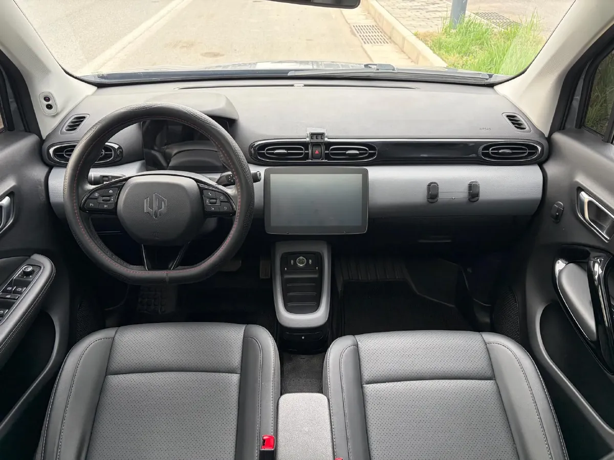 2021 Leapmotor T03 BEV 38KWH,autocango,china used car exporter,china ev exporter,chinese used car exporter,chinese used ev exporter