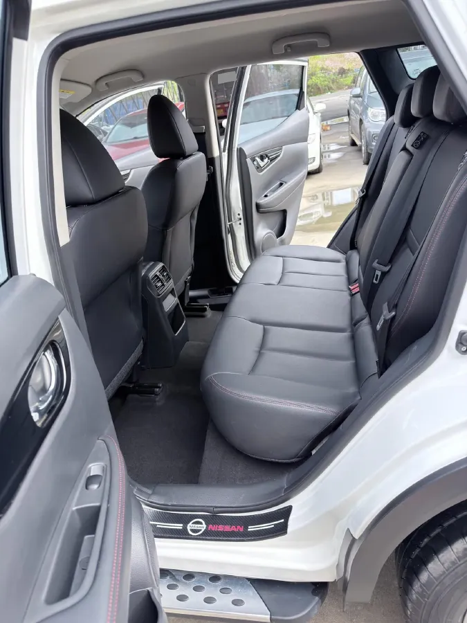 2023 Nissan Qashqai 2.0L 151HP L4 CVT,autocango,china used car exporter,china ev exporter,chinese used car exporter,chinese used ev exporter