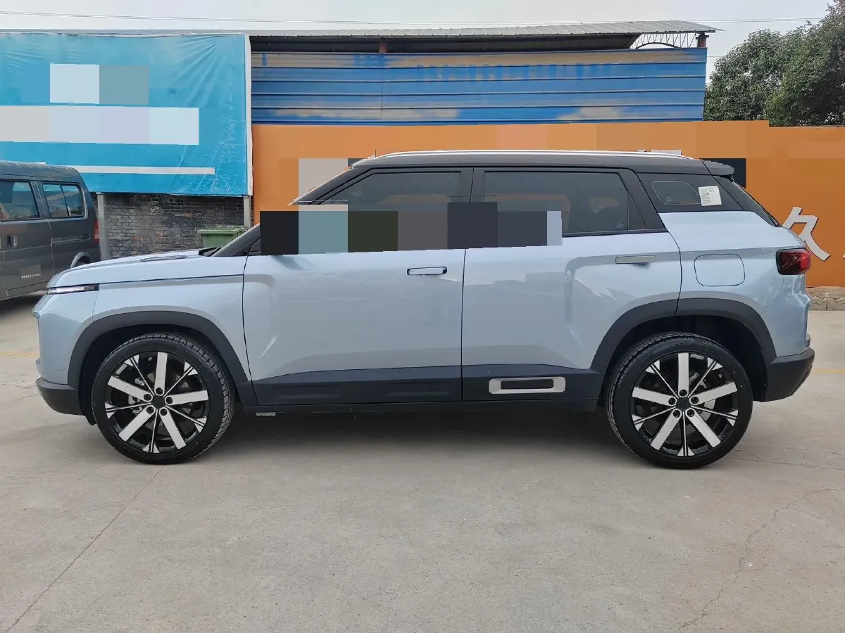 2023 Geely ICON 1.5T 181HP L4 7DCT,autocango,china used car exporter,china ev exporter,chinese used car exporter,chinese used ev exporter