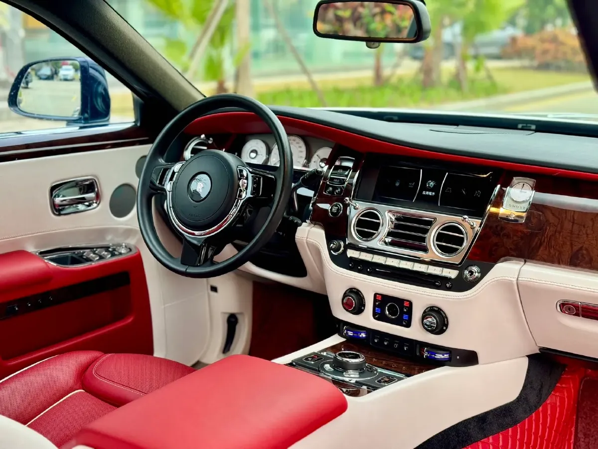 2018 Rolls-Royce Ghost 6.6T 571HP V12 8AT,autocango,china used car exporter,china ev exporter,chinese used car exporter,chinese used ev exporter