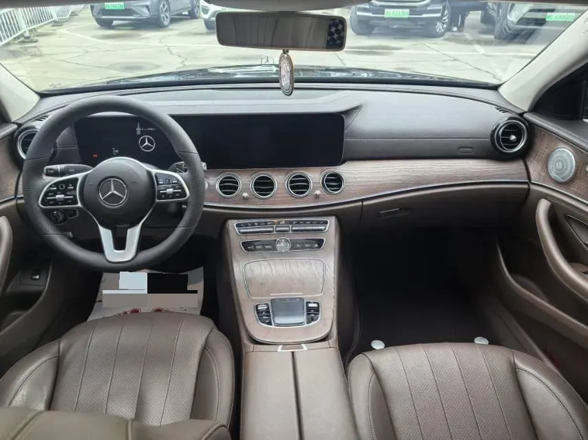 2020 Mercedes-Benz E Class 2.0T 258HP L4 9AT,autocango,china used car exporter,china ev exporter,chinese used car exporter,chinese used ev exporter