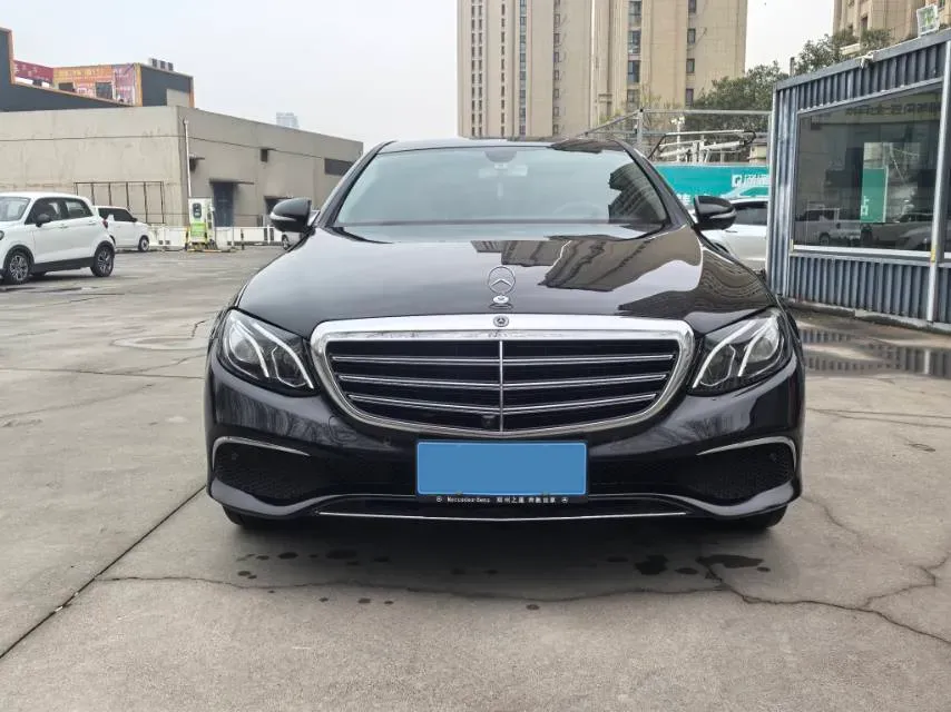 2020 Mercedes-Benz E Class 2.0T 258HP L4 9AT,autocango,china used car exporter,china ev exporter,chinese used car exporter,chinese used ev exporter