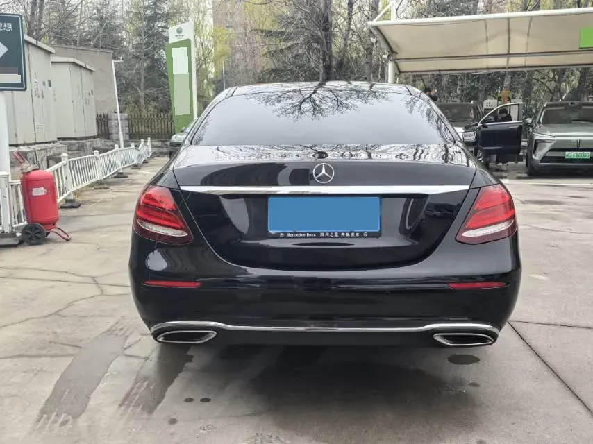 2020 Mercedes-Benz E Class 2.0T 258HP L4 9AT,autocango,china used car exporter,china ev exporter,chinese used car exporter,chinese used ev exporter