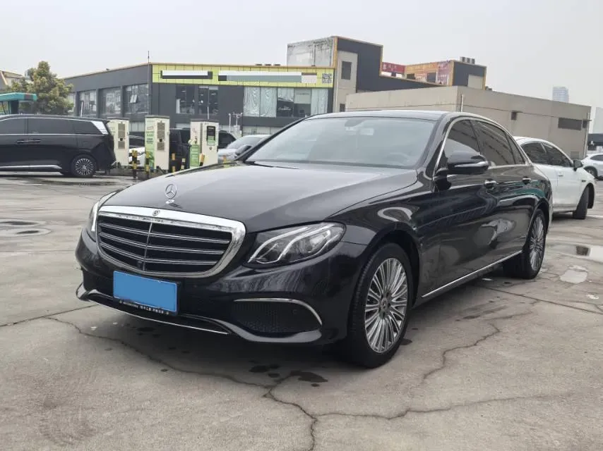 2020 Mercedes-Benz E Class 2.0T 258HP L4 9AT,autocango,china used car exporter,china ev exporter,chinese used car exporter,chinese used ev exporter