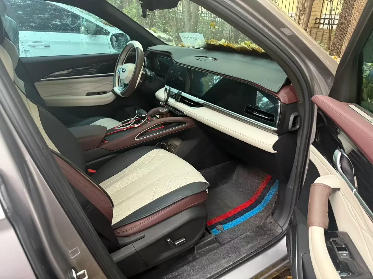 2024 Geely Monjaro 2.0T 238HP L4 8AT,autocango,china used car exporter,china ev exporter,chinese used car exporter,chinese used ev exporter