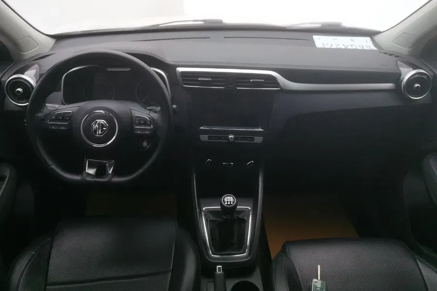 2020 MG ZS 1.5L 120HP L4 5MT,autocango,china used car exporter,china ev exporter,chinese used car exporter,chinese used ev exporter