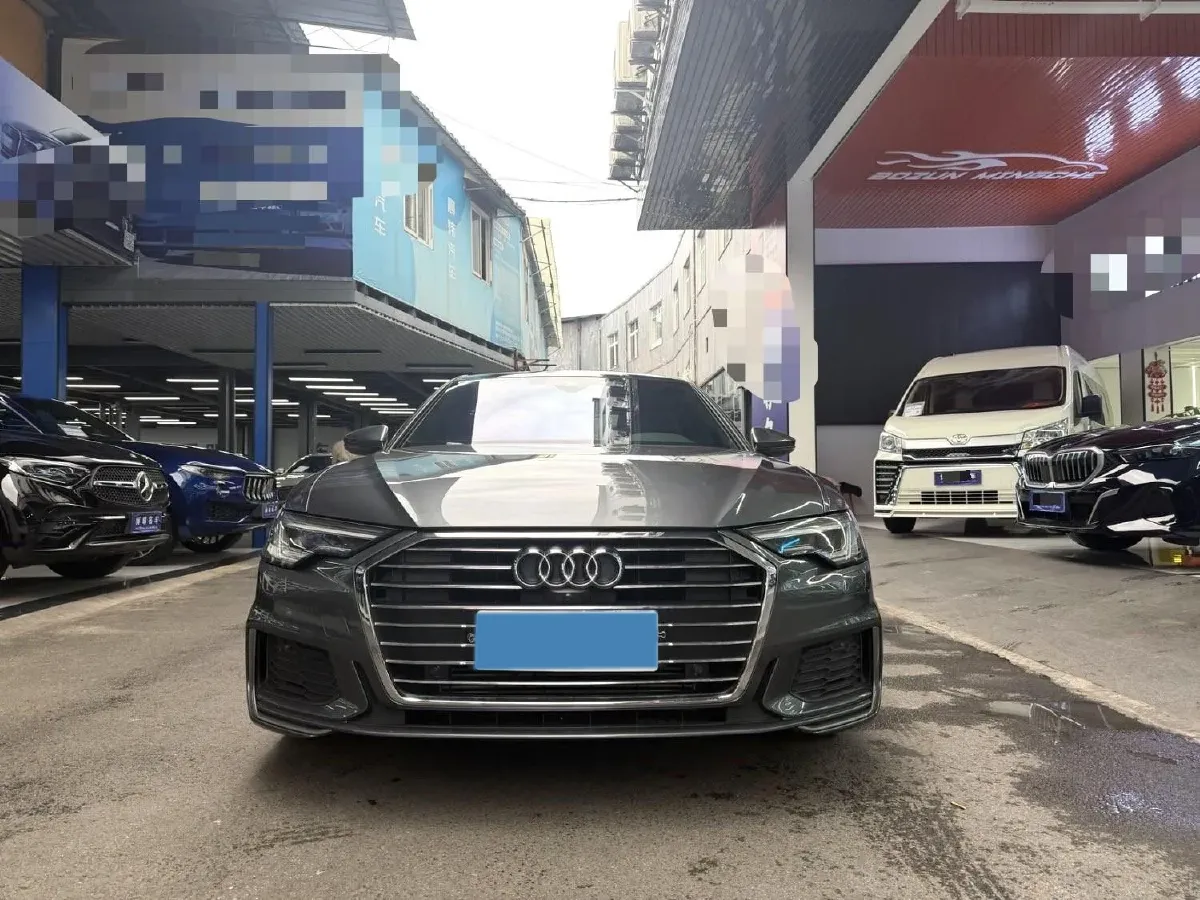 2022 Audi A6L 2.0T 224HP L4 7DCT,autocango,china used car exporter,china ev exporter,chinese used car exporter,chinese used ev exporter