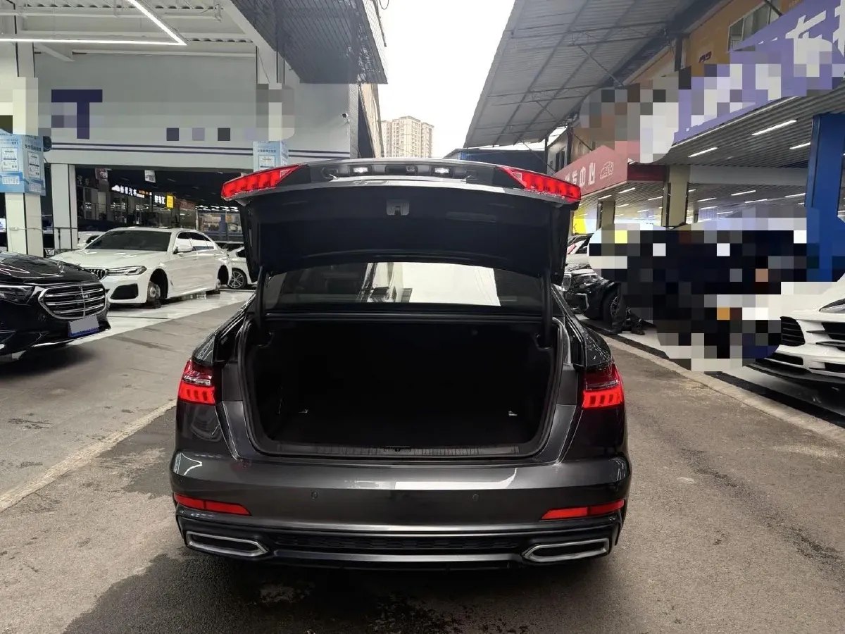 2022 Audi A6L 2.0T 224HP L4 7DCT,autocango,china used car exporter,china ev exporter,chinese used car exporter,chinese used ev exporter