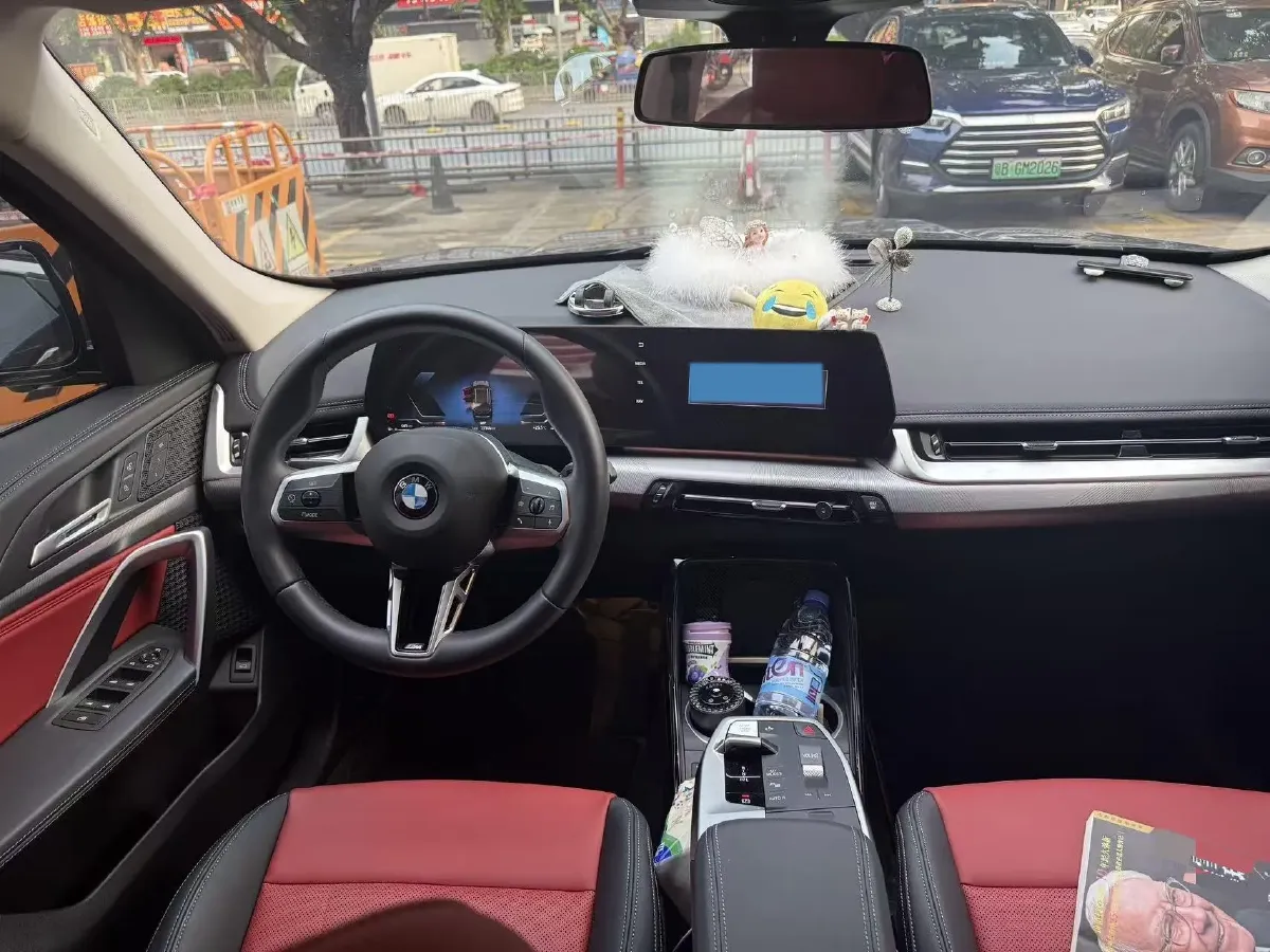 2023 BMW X1 2.0T 204HP L4 7DCT,autocango,china used car exporter,china ev exporter,chinese used car exporter,chinese used ev exporter