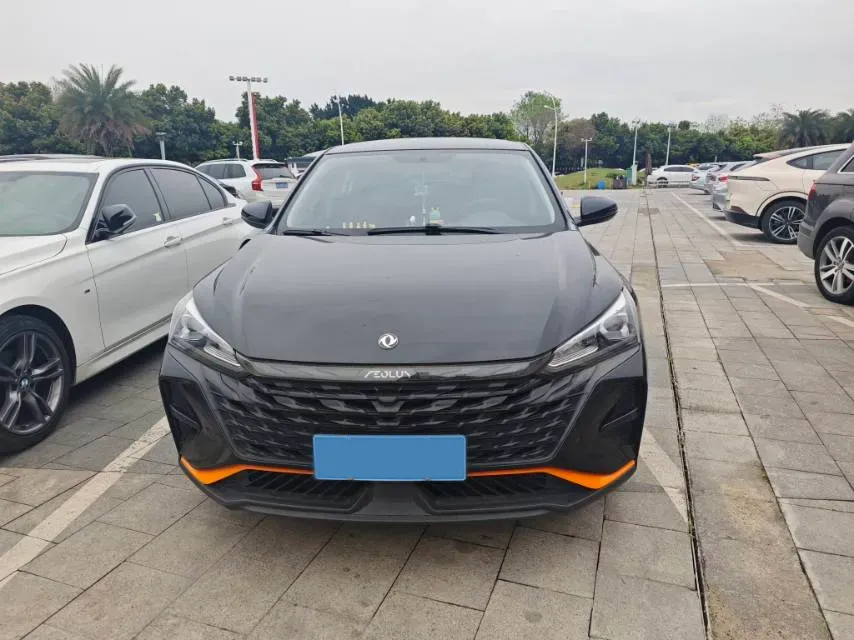 2023 DongFeng Aeolus YiXuan 1.5L 125HP L4 6DCT,autocango,china used car exporter,china ev exporter,chinese used car exporter,chinese used ev exporter