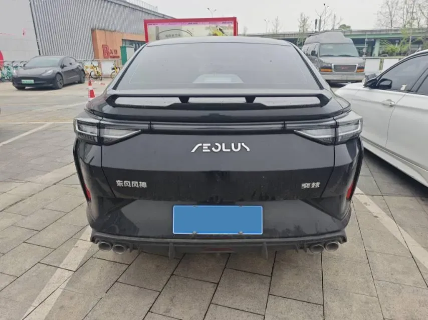2023 DongFeng Aeolus YiXuan 1.5L 125HP L4 6DCT,autocango,china used car exporter,china ev exporter,chinese used car exporter,chinese used ev exporter