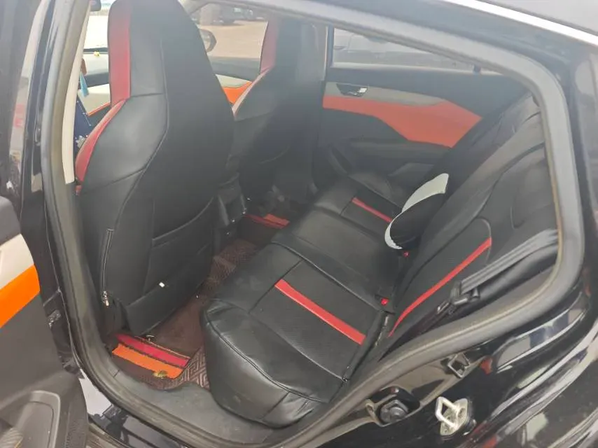 2023 DongFeng Aeolus YiXuan 1.5L 125HP L4 6DCT,autocango,china used car exporter,china ev exporter,chinese used car exporter,chinese used ev exporter